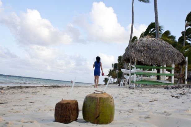 Punta-Cana-beach-coconut